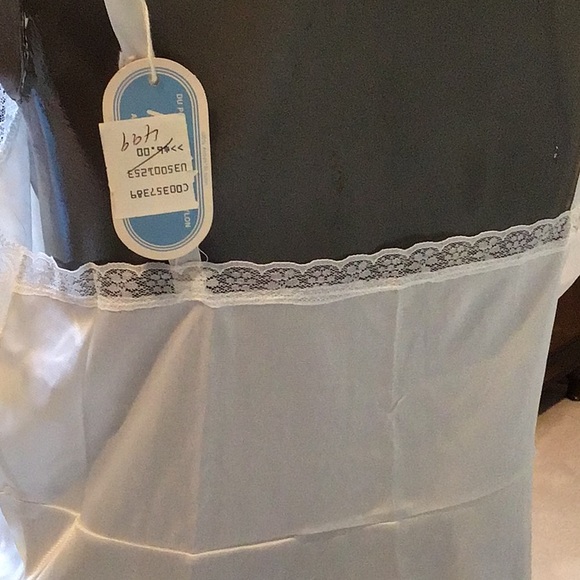 Vintage Astorone white camisole size 36 - Picture 2 of 5